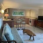 Rez-de-chaussee Dans Grand Jardin Provencal, A La Tatiana Apartment Antibes